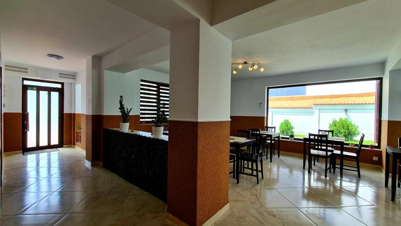 Elina2 Hotel Techirghiol Ngoại thất bức ảnh
