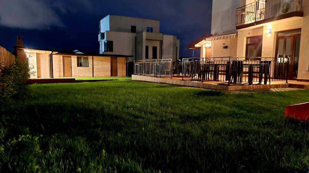 Elina2 Hotel Techirghiol Ngoại thất bức ảnh